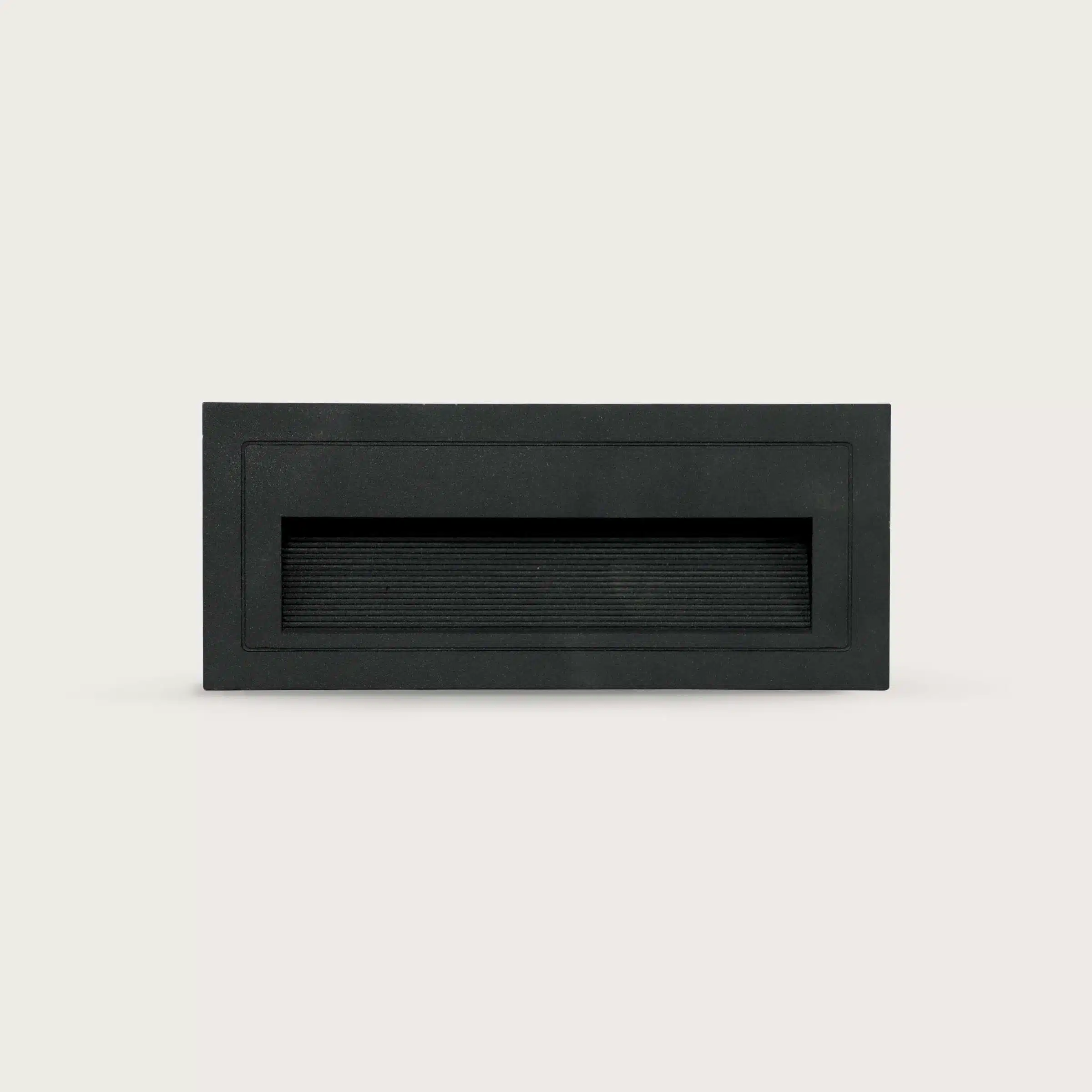 LU-BD-1494A-5W-3000K BLACK-IP65 - Front (2)