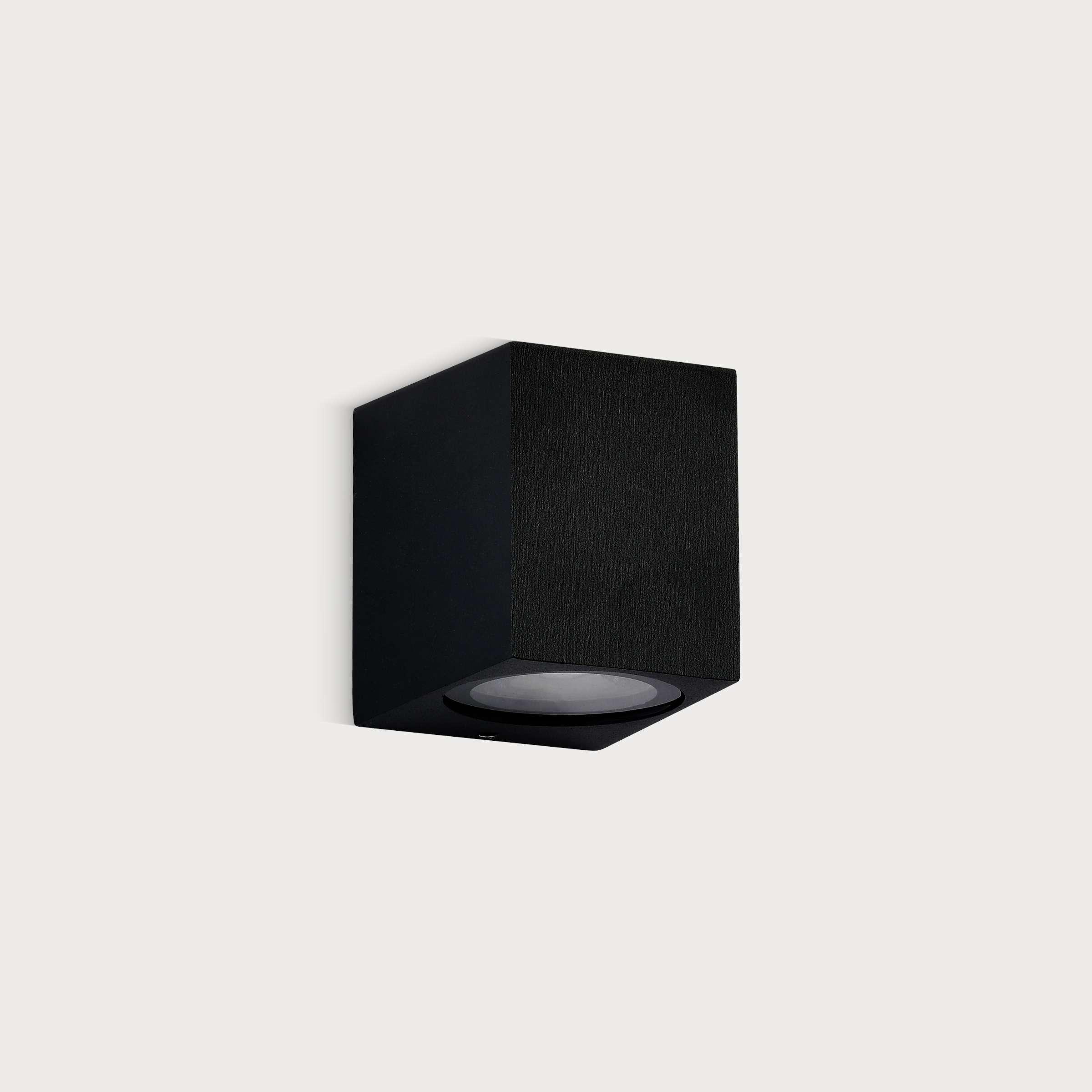 LU-074-1F BLACK-IP65
