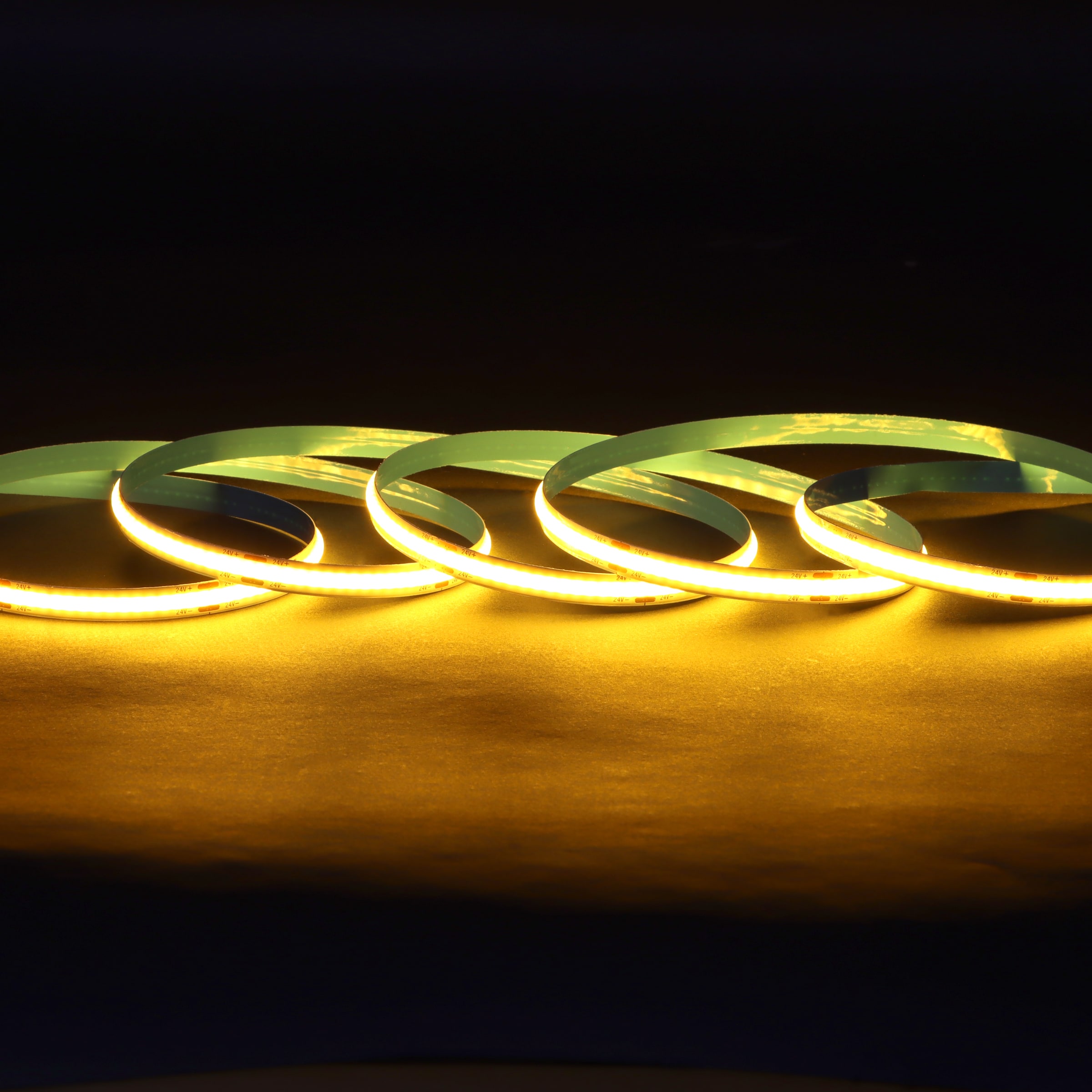 LIGHTED-2-MG-COB-24V-320-2200K-50W-LINEAR-5M-IP20-1.jpg