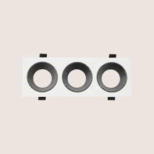 Spotlight Frame – Indoor – Triple – Recessed – Anti-Glare – Fixed
